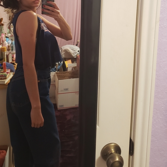 🔴 🆓️ FREE* American Eagle Raw Hem Crop Cut-Off Athleisure Muscle Tank Top 🔴 - Picture 3 of 7